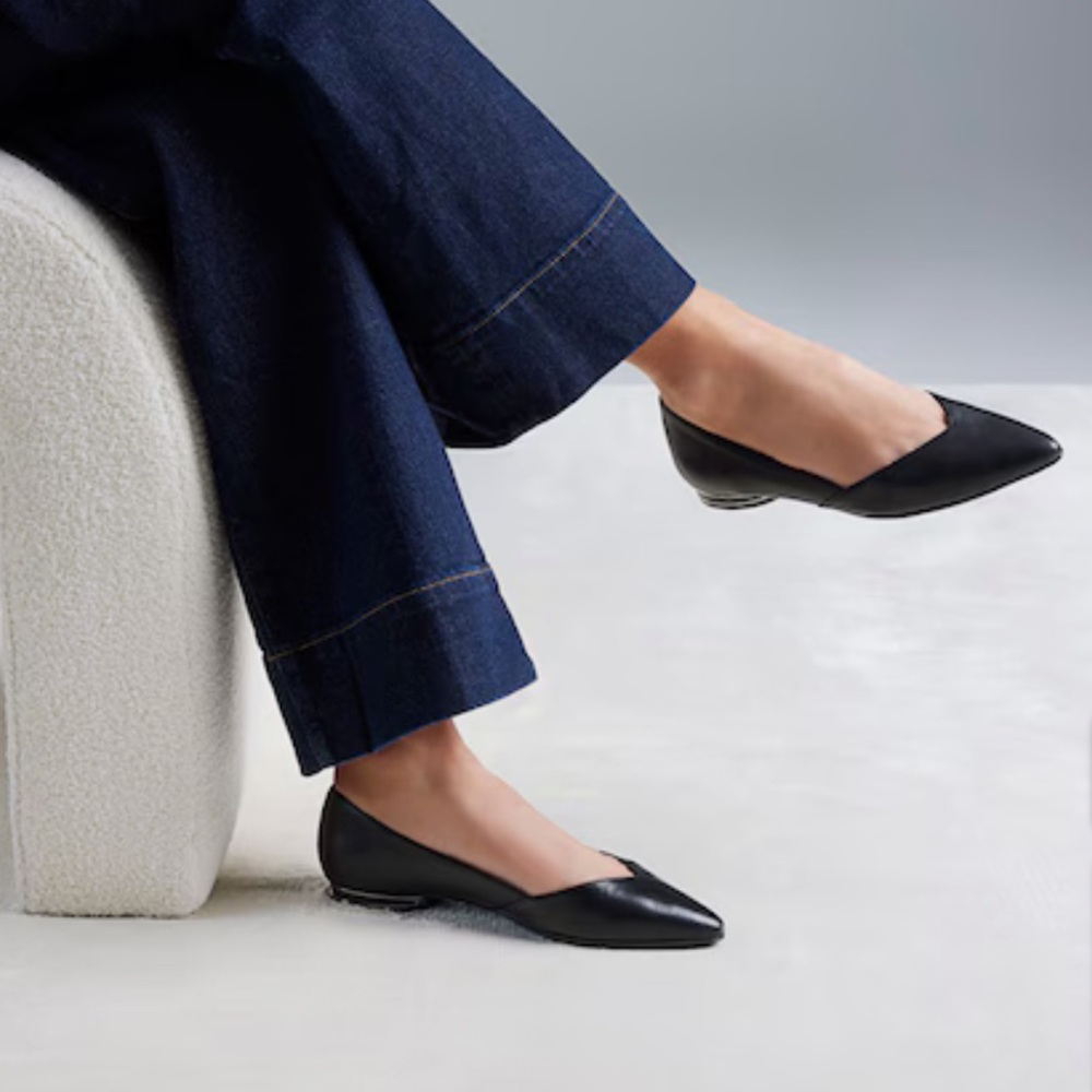 🌴 NIB Naturalizer Havana Black Leather Flats in Size 6.5W Worn Once